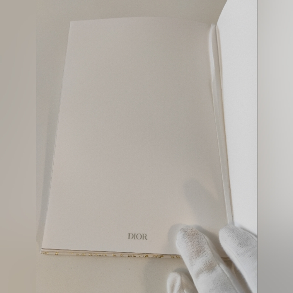 NEW Dior Journal - Gold/White, Unlined - Picture 6 of 6